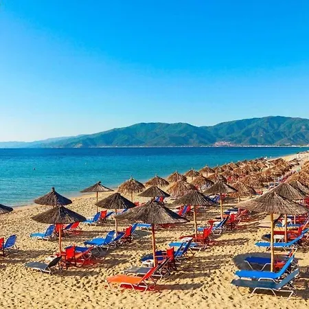 Alexander Aqua Oasis - Poolside Garden Getaway * Evkarpia