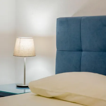 Alexander Aqua Oasis - Poolside Garden Getaway Evkarpia