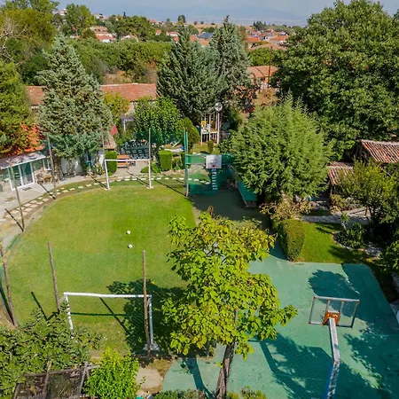 فيلة Alexander Aqua Oasis - Poolside Garden Getaway